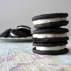 Sandwich Cookie