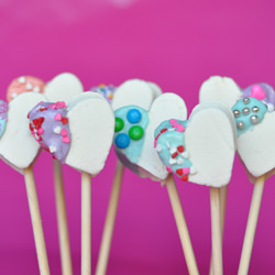 Valentine Marshmallow Pops