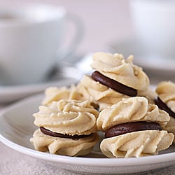 Chocolate Raspberry Meltaways