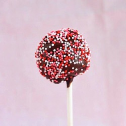 Red Velvet Cake Pops