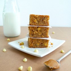 Banana Biscoff Blondies