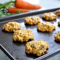 Vegan Carrot Raisin Cookies