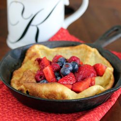 Berry Oven Pancakes