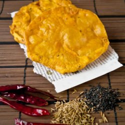 Pappada Vada/ Pappad Fritters