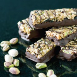 Chewy Chocolate Cherry Oat Bar