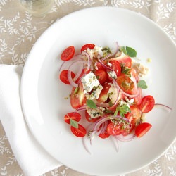 Tomato, Red Onion and Gorgonzola