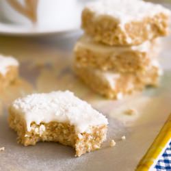 No-bake Lemon Coconut Slice