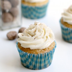 Nutmeg Spice Cupcakes