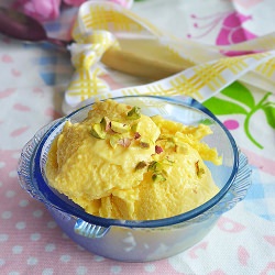 Mango Frozen Yogurt (Fro Yo)
