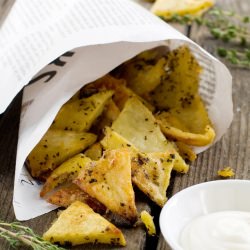 Roast Potatoes with Yogurt Sauce