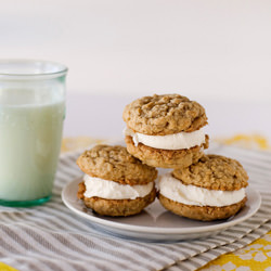 Oatmeal Cream Pies