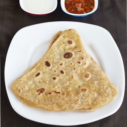Triangle Paratha / Triangle Roti