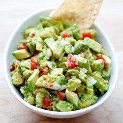 Chunky Citrus Guacamole