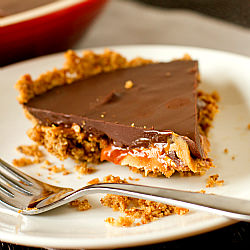Take 5 Candy Bar Pie
