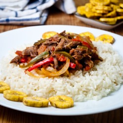 Ropa Vieja with Fried Plantains