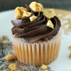 Sponge Candy Cupcakes