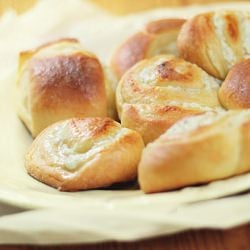 Buns with Cheese