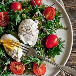 Breakfast Salad with Poached Egg
