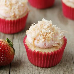 Strawberry Colada Cupcakes