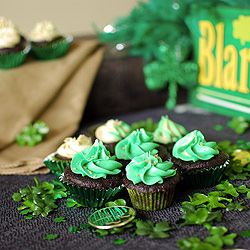 Irish Triple Threat Shot Cakes