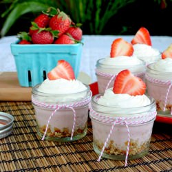 No Bake Strawberry Cheesecakes