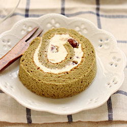 Matcha and Azuki Bean Roll Cake