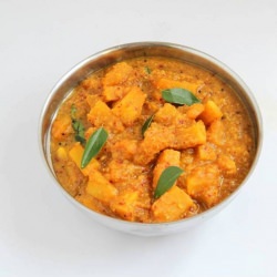 Parangikkai Puli Itta Curry