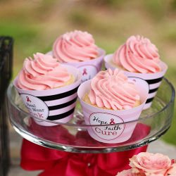 How to Frost Cupcakes