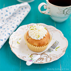Banana White Chocolate Cupcakes