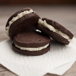 Homemade Oreo Cookies