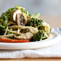 Creamy Avocado Veggie Pasta