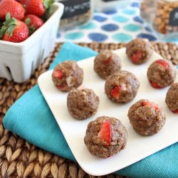 Strawberry Vanilla Cookies