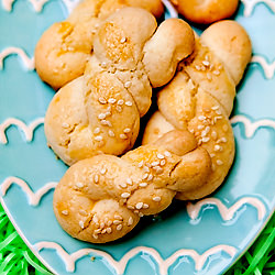 Koulourakia – Greek Easter Cookies