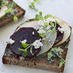 Sandwich with Root-Beets