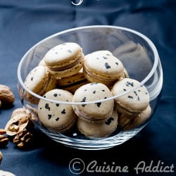 Roquefort Cheese Macarons