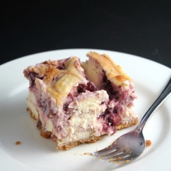 Jam Swirled Cheesecake