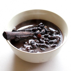 Black Bean Soup With Pork Ribs