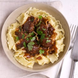 Meatballs in Red Wine Sauce