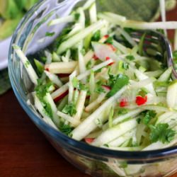 Tangy Apple Slaw