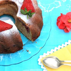 Strawberry Bundt Cake