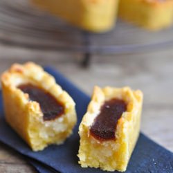 Tarte with Almond Cream