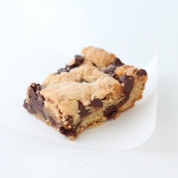 Chocolate Chip Salted Caramel Bars