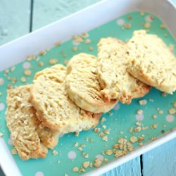 Oat & Vanilla Shortbread Cookies