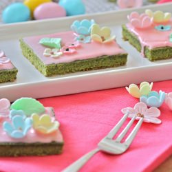 Glazed Matcha Mini Cake