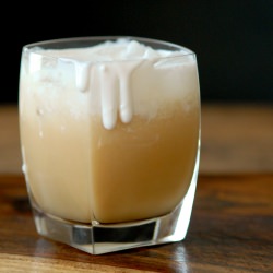 iced coconut chai tea latte
