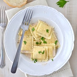 Ravioli w/ Prosecco Cream Sauce