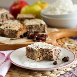 Baked Apple Cinnamon Quinoa Squares