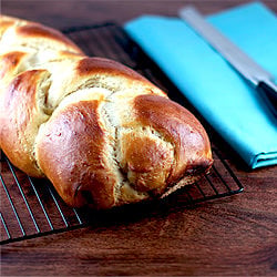 Challah (Egg Bread)