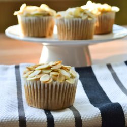 Sweet Almond Cupcakes