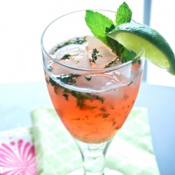 Virgin Strawberry Mojitos